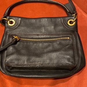 Fossil genuine leather shoulder bag.